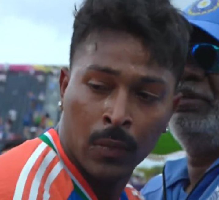 hardik pandya today match pic